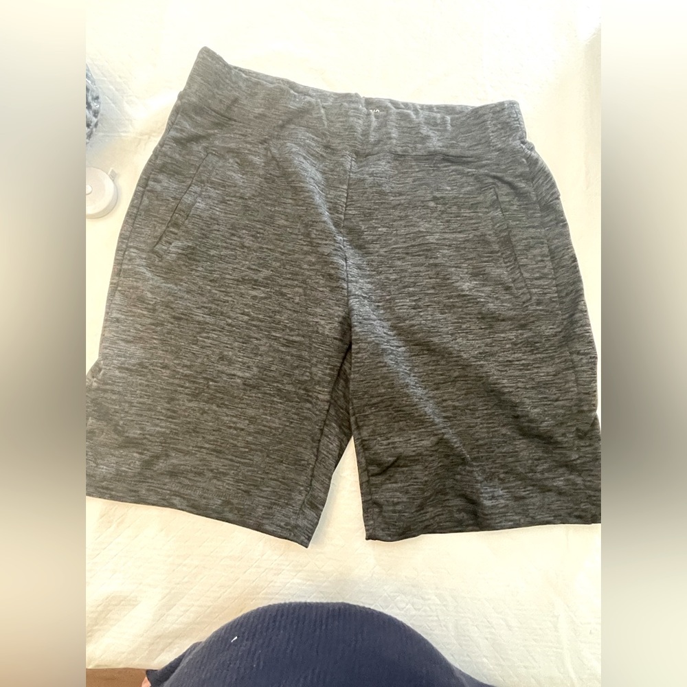 Studio by Energy Zone Medium Athletic Shorts in a Charcoal grey.